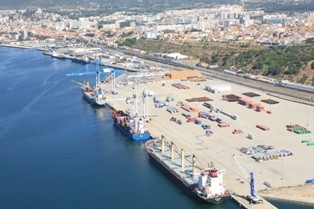 Porto de Setúbal supera 7 milhões de toneladas Recorde absoluto anual do porto