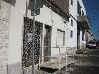 Barreiro - Naciolinda Silvestre, Presidente da União de Freguesias Palhais e Coina «Já disponibilizamos um espaço para o Centro de Saúde de Palhais»