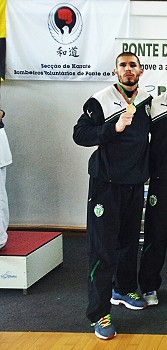 Filipe Reis atleta do Barreiro Campeão Nacional por Equipas de Karaté