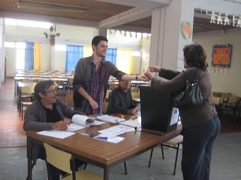 Eleições Europeias No concelho do Barreiro às 16 horas rondava os 27.20 % Afluência às urnas às 16 horas situava-se nos 26.31 % a nível nacional