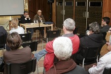 Reforma Agrária animou debate em Setúbal Retrocesso na Reforma Agrária começou com a luta do 1.º Governo Constitucional contra as cooperativas
