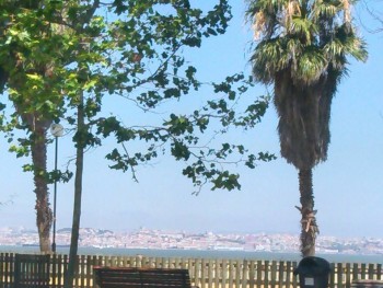 Por dentro dos dias - Barreiro Aquela paisagem – varanda do Tejo - é linda e nunca é igual.