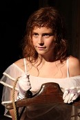 Teatro Estúdio Fontenova em Setúbal Estreou «Silêncios Rasgados» espectáculo sobre violência doméstica
