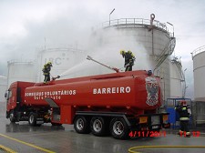 Bombeiros do Sul e Sueste do Barreiro realizam simulacro na LBC Tanquipor