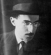 Efemérides - Dia 13 de Junho Nasceu Fernando Pessoa