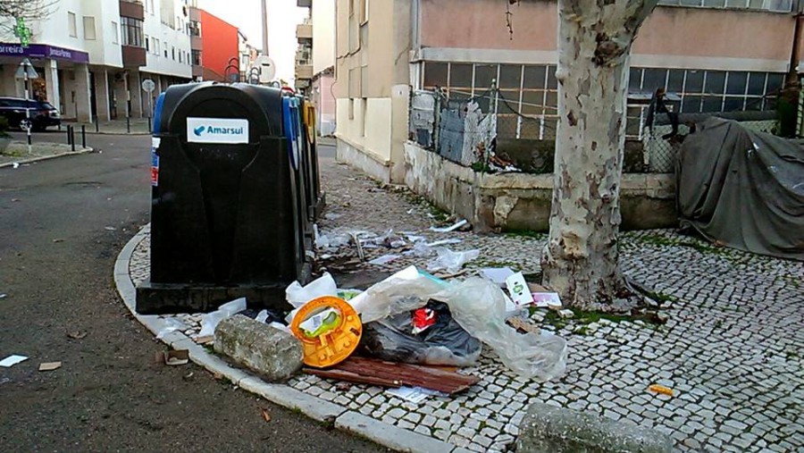 A(nota)mentos - Barreiro Entre a culpa, a azia e a falta de civismo