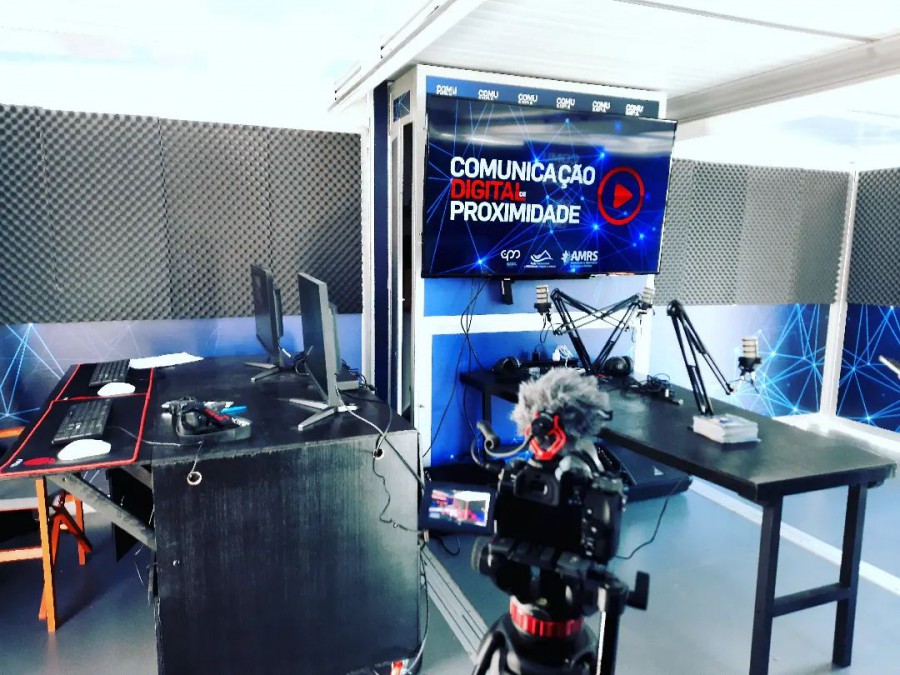 A(nota)mentos A alegria de ver nascer o projecto «Comunicação Digital de Proximidade»