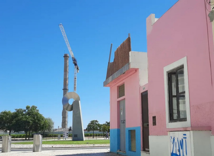 Nota do Dia - Barreiro Um território sem máquinas, sem gruas…