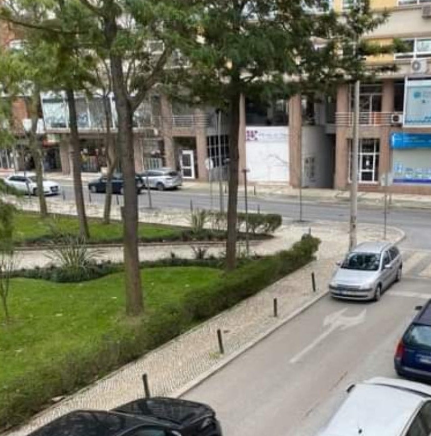 Quotidianos do Barreiro Avenida Henrique Galvão sentido único gera confusões no trânsito