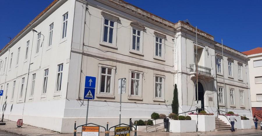 Na Sala de Sessões dos Paços do Concelho Reunião Pública da Câmara Municipal do Barreiro . Dia 8 de outubro