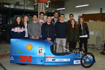 Estudantes do Politécnico de Setúbal na Shell Eco-marathon 2015 Equipa pretende percorrer mais de 300 km com apenas 1 litro de combustível