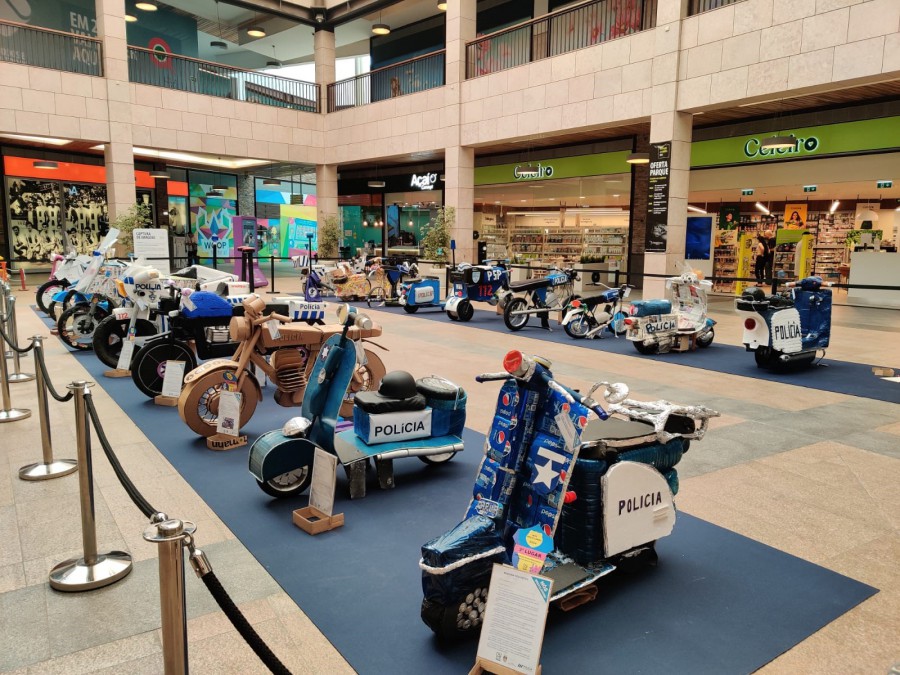 Forum Barreiro até ao dia 14 de junho Recebe exposição de Motas da PSP em material reciclado