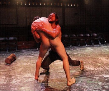 Teatro arranca em força no segundo dia do Festival de Almada Estreia absoluta em Portugal de Nao d’amores, de Gil Vicente
