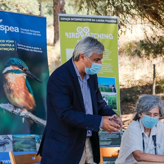 Lagoa de Albufeira - Sesimbra / Espaço interpretativo da lagoa pequena Um exemplo de turismo de natureza sustentável e proteção da avifauna