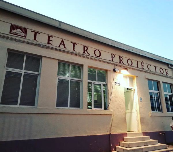 Rosto do Ano 2024 - Área da Cultura Companhia de Teatro Projéctor do Barreiro - 30 anos ao serviço da cultura