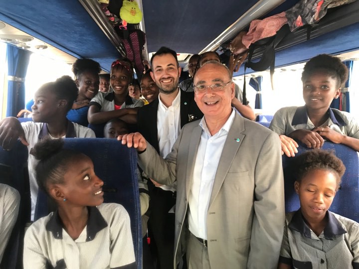 Envio de diversos materiais e equipamentos de apoio à atividade municipal Grândola reforça laços de cooperação com Tarrafal