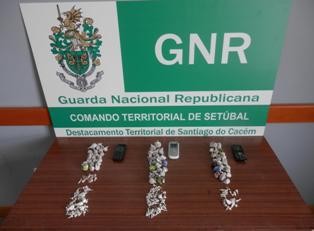 Em Grândola DOIS DETIDOS POR TRÁFICO DE DROGA