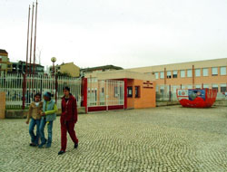 Antiga Escola Mendonça Furtado recebe Serviços Camarários