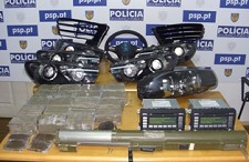 Individuo de 27 anos detido em Setúbal Apreendida uma arma de guerra anti-tanque e 96.875 doses de haxixe
