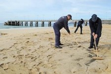 Vestígios de hidrocarbonetos no areal do Porto Santo