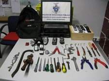 Detido no Seixal cidadão de 42 anos suspeito da prática reiterada de mais de 20 crimes