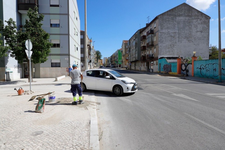 Barreiro - Ligação entre Rua Armindo de Almeida e Avenida do Bocage Criação de um acesso mais rápido e direto