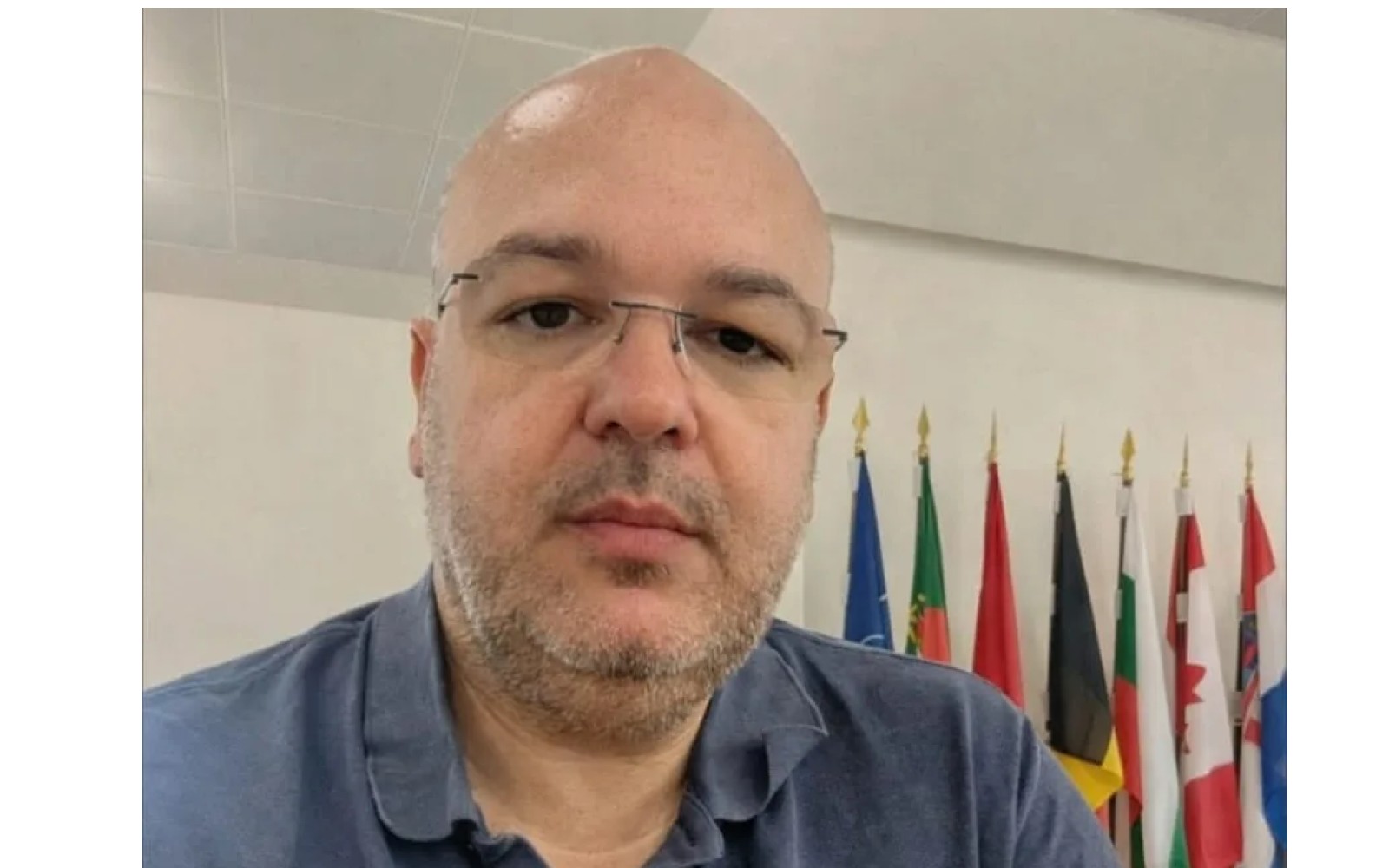 Por Paulo Margalhau O mérito de quem vende camisolas Barreiro