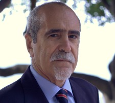Chapéus há muitos Por Nuno Santa Clara Barreiro