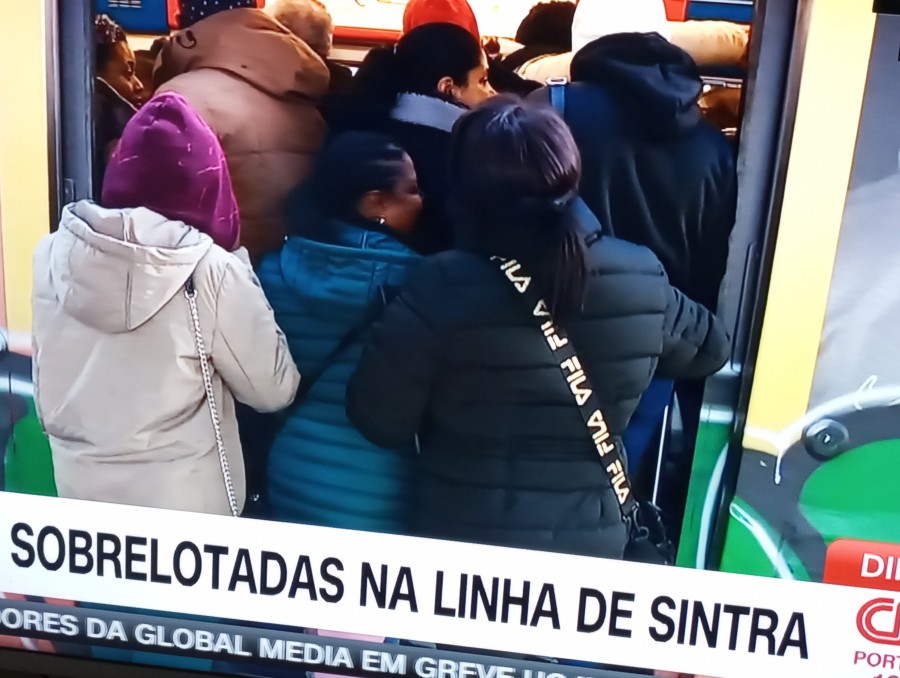 Pobres passageiros!... Por António Neves Barreiro