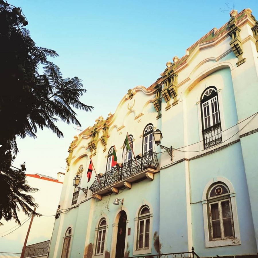 SOCIEDADE DE INSTRUÇÃO E RECREIO BARREIRENSE «OS PENICHEIROS» 150.º Aniversário