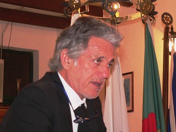 Palestra com António Bessone Basto no Rotary Club do Barreiro Representante de Portugal em natação nas Olimpíadas de Tóquio em 1964