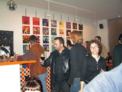 CONTRALUZ Promove Mostra dedicada ao vinil