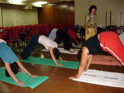 No Hospital do Barreiro Profissionais praticam Yoga