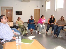 No Vale da Amoreira - Moita TÉCNICOS DE ACÇÃO SOCIAL APRENDEM A «GERIR O ORÇAMENTO SEM DERRAPAR»