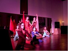 SDUB «Os Franceses» - Barreiro A Palavra, A Música e o Movimento numa «Noite Intimista»