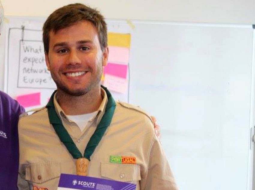 Rui Teixeira médico e escuteiro na Diocese Setúbal Vai participar na reunião pré-sinodal no Vaticano representando o Escutismo Católico