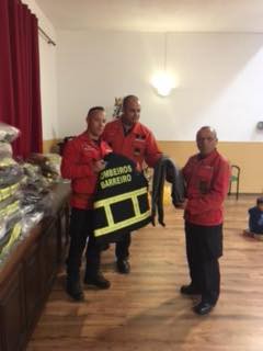 Bombeiros Voluntários do Barreiro - Corpo de Salvação Publica Entrega equipamento de proteção individual de combate a incêndios urbanos e industriais