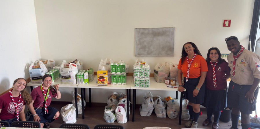 Barreiro - Escuteiros do Agrupamento 927 Santo André Concluiu-se mais uma campanha de solidariedade «Telha Feliz»