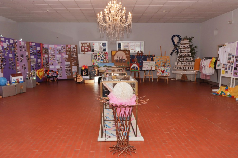 No Forum Barreiro Exposição «40 Anos da NOSsa História»