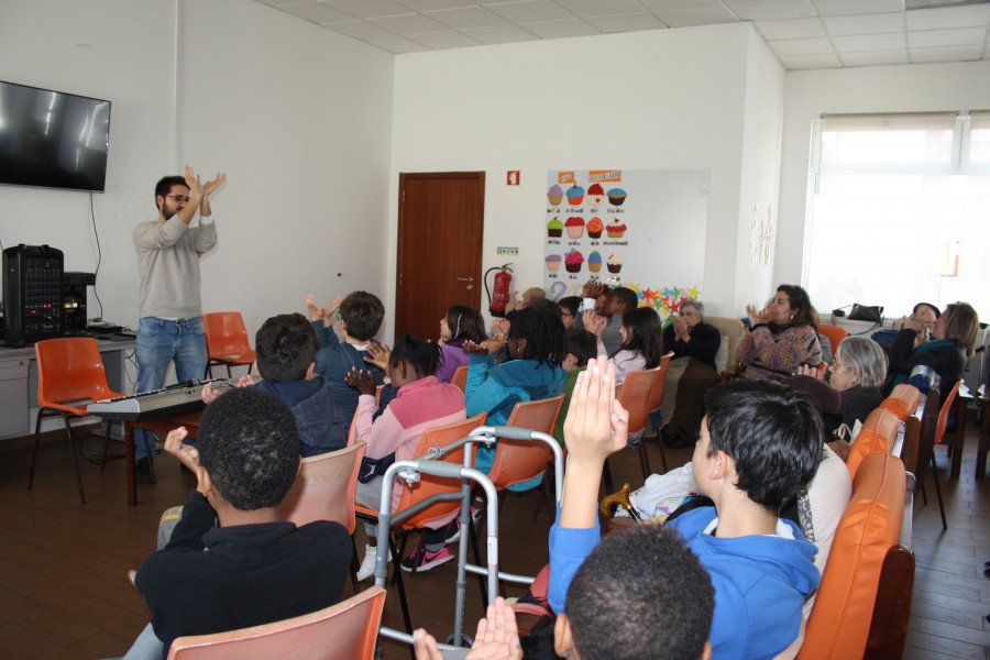 Moita - CRIBB promove iniciativa intergeracional Contributo para a formação cívica e desenvolvimento social, cognitivo e emocional