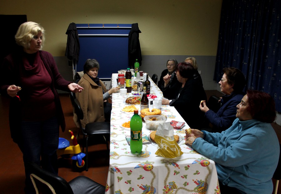 Barreiro - Centro de Convívio dos Moradores da Quinta Marques da Costa Convívio e troca de prendas