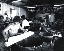 Visita guiada às «Lojas de Companha» da vila de Sesimbra Na descoberta da Memória e Identidade