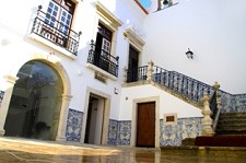 Casa do Corpo Santo em Setúbal consta da lista de Imóveis em Vias de Classificação do IGESPAR