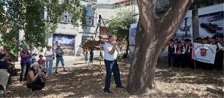 Nos espaços do Ecomuseu Municipal do Seixal Descortiçamento de sobreiros na Mundet