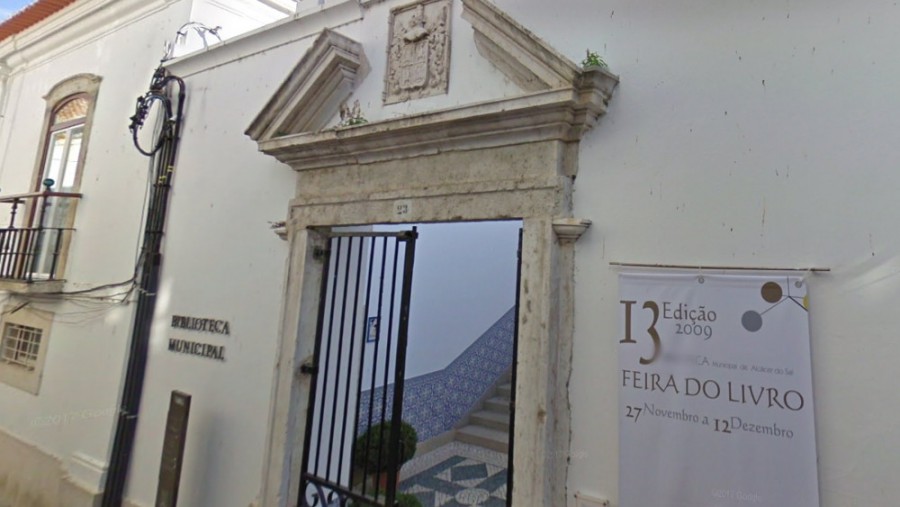 Na Biblioteca Municipal de Alcácer do Sal Exposição "A Colher no Mundo: a minha terra e as aves"