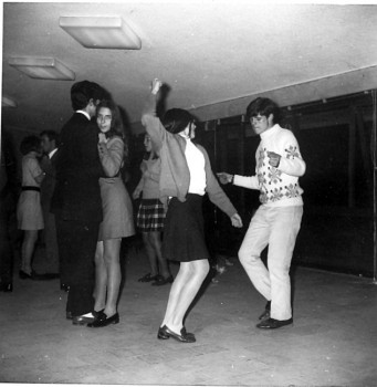 Barreiro - Associação Cultural Hey, Pachuco! e realizador Eduardo Morais Vão produzir a série documental «Dança Camarra»