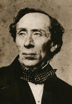 Nos serões «Sextas de Arte e Ciência Synapsis» em Setúbasl Palestra «150 Anos de Andersen em Portugal«