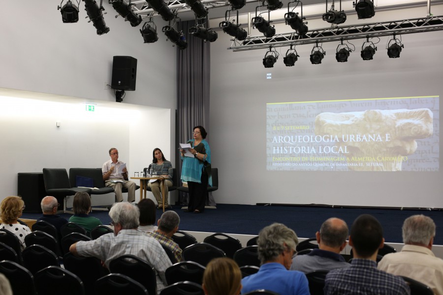 Setúbal - Debate «em estreita aliança com a história local» Em 1964 «Setúbal era uma cidade cujo passado começava apenas com a monarquia portuguesa»
