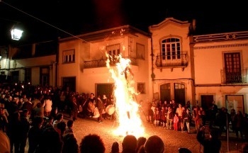 Hoje Centro Histórico de Palmela Vive tradicional Queima do Judas