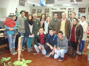 Alcácer do Sal - Apoio concedido a famílias da freguesia Junta de Freguesia do Torrão entregou seis bolsas de estudo